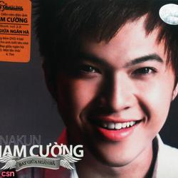 Bay Giữa Ngân Hà - Nam Cường