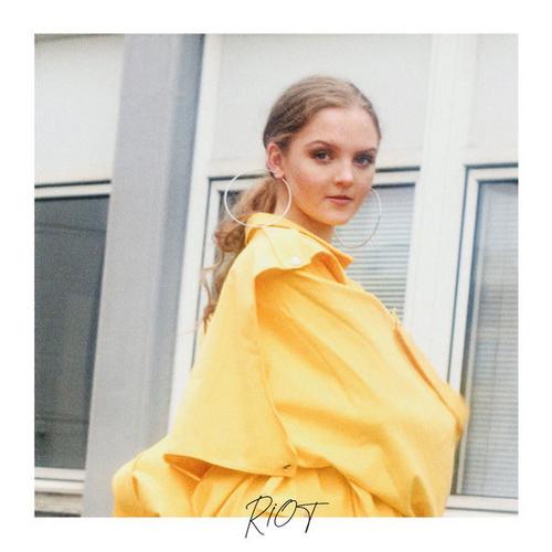 Riot (Single) - Rosaufeff